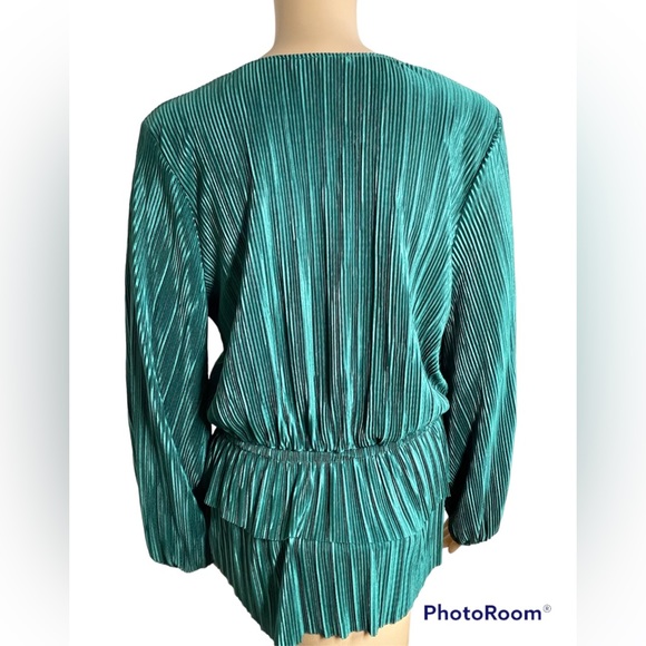 ZARA green pleated blouse size M - Picture 2 of 8